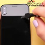 iphone xr screen discoloration