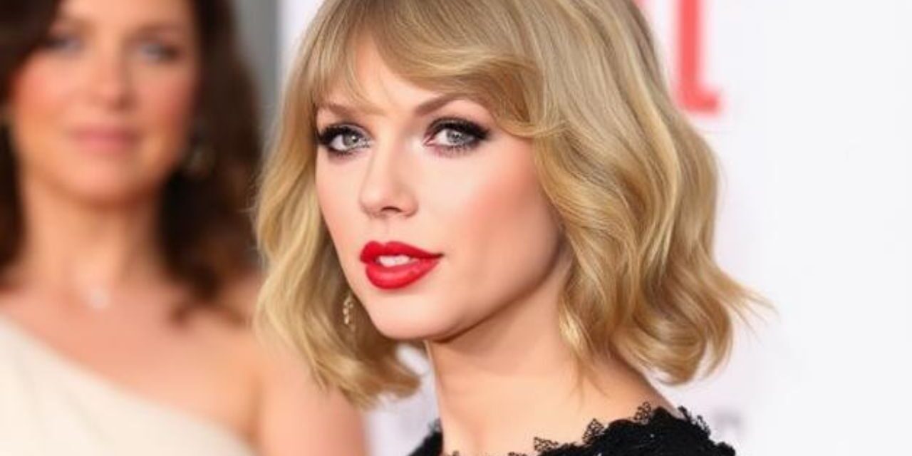 Taylor Swift Red Carpet Ring